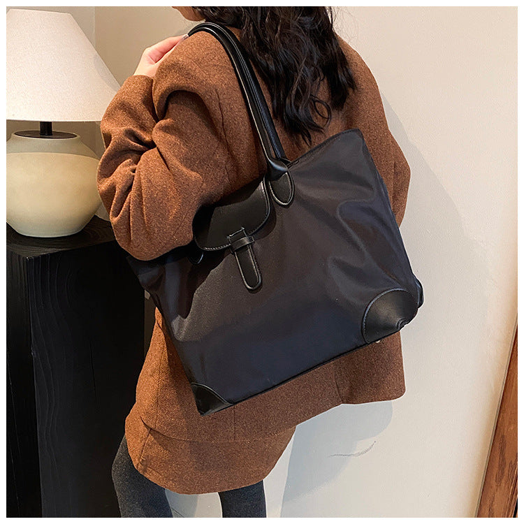 Dollcini Elegáns Női Táska – Vízlepergető Műbőr, Üzleti Használatra