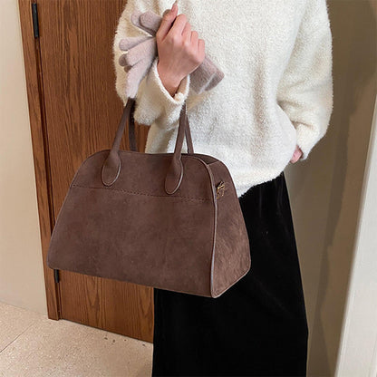 Dollcini Velúr Női Kézitáska – Nagyméretű, Olasz Stílusú