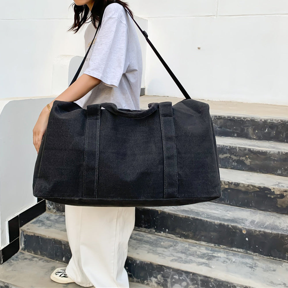 Dollcini Vízálló Sporttáska – 65 Literes, Utazáshoz, Edzőterembe